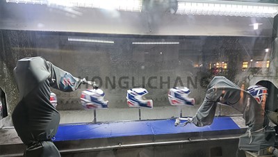 હેલ્મેટ પેઇન્ટ લાઇન